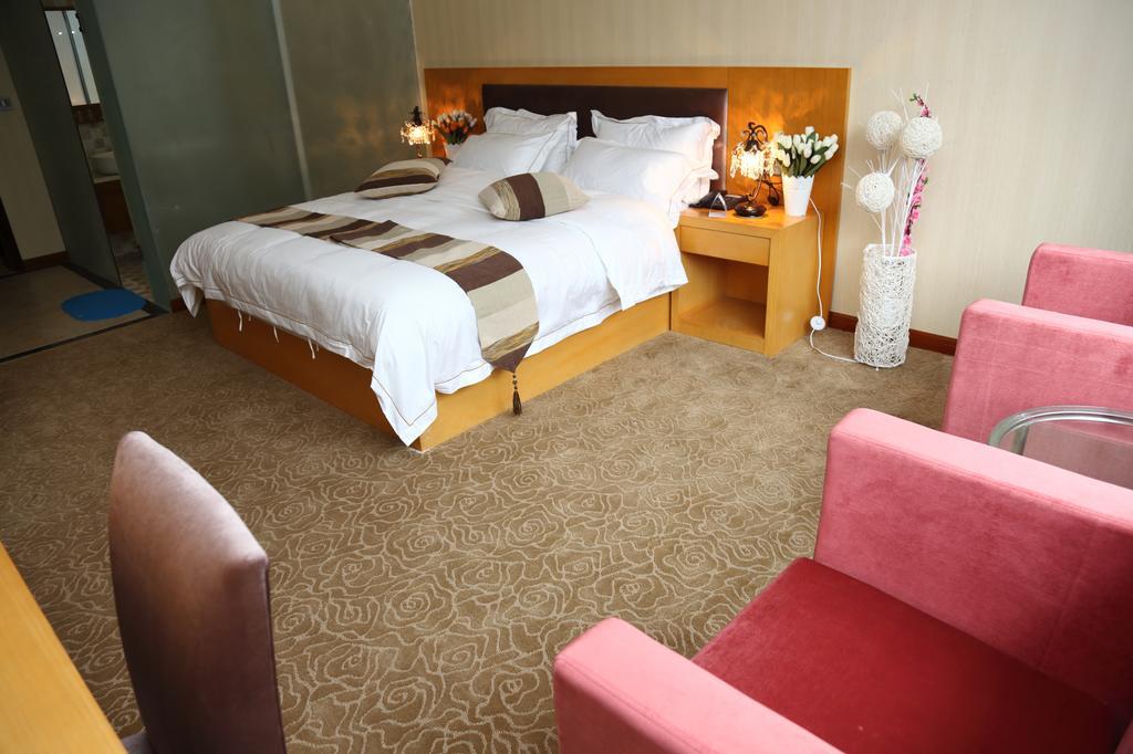 Panshan Tingquan Tuwo Holiday Resort Leshan Room photo