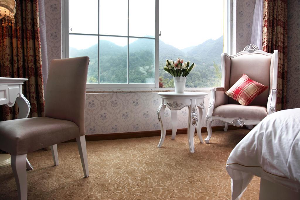 Panshan Tingquan Tuwo Holiday Resort Leshan Room photo